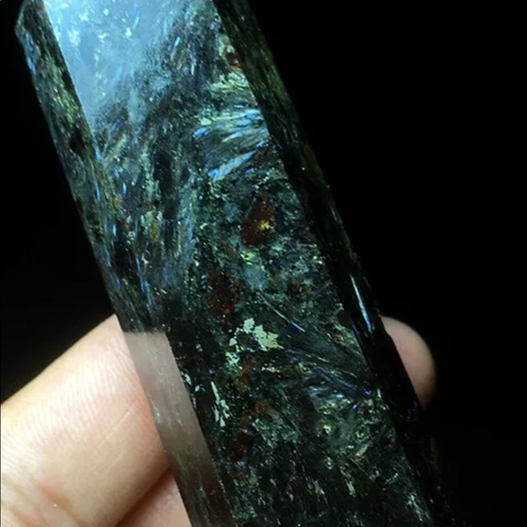 ✨Reiki Charged✨ Astrophyllite gemstone tower - Picture 6 of 6